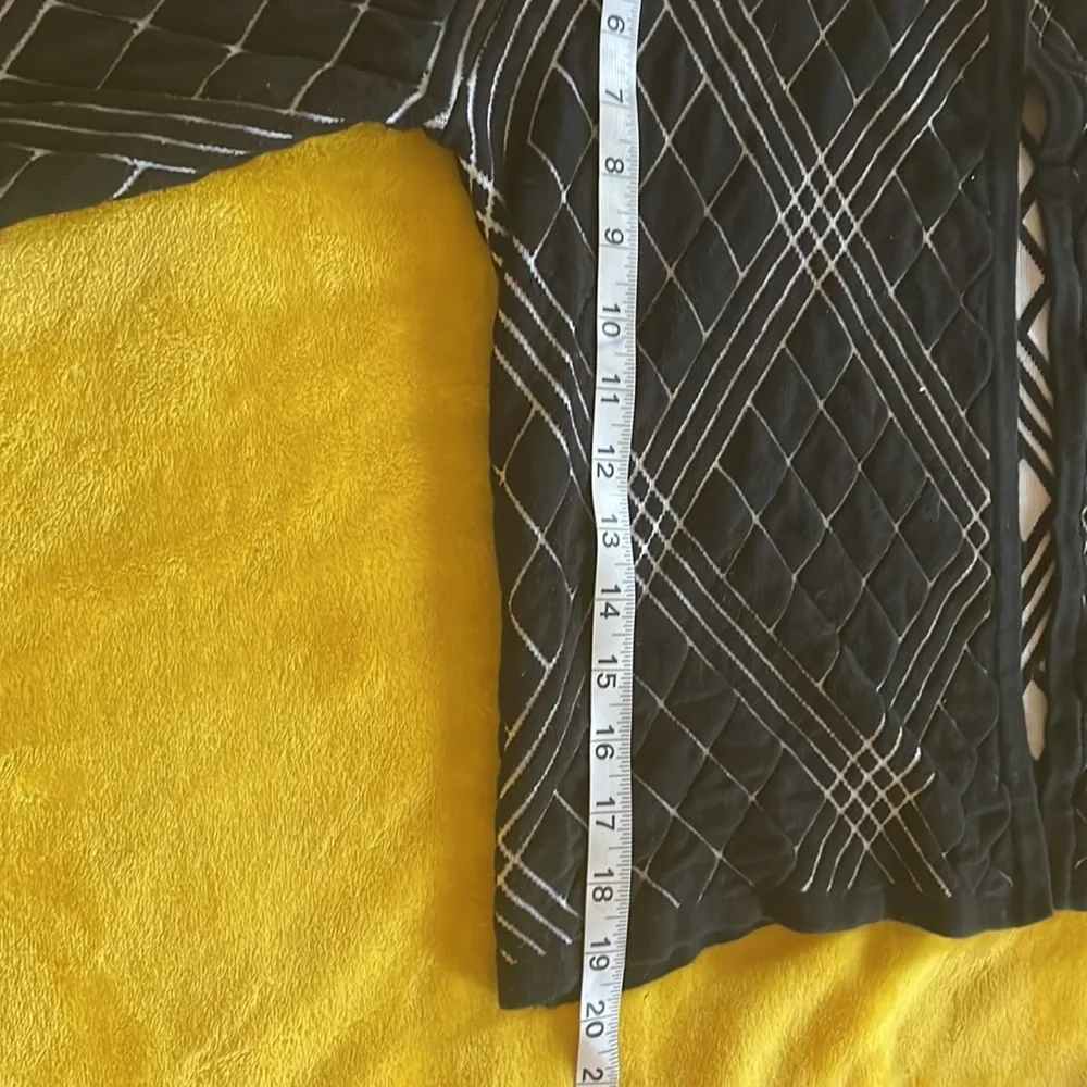 Neiman Marcus 2 piece sweater business casual stretchy - Picture 4 of 10